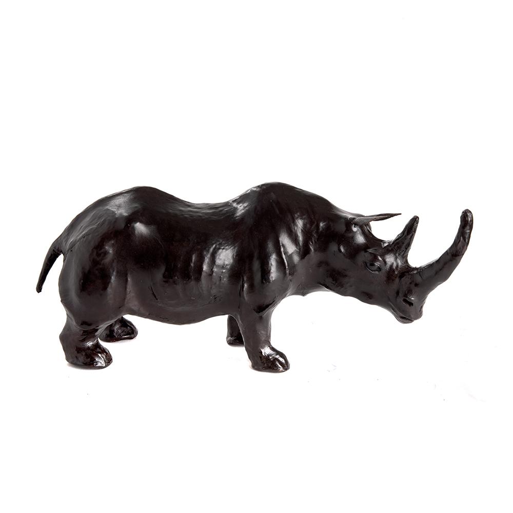 scultura rinoceronte pelle