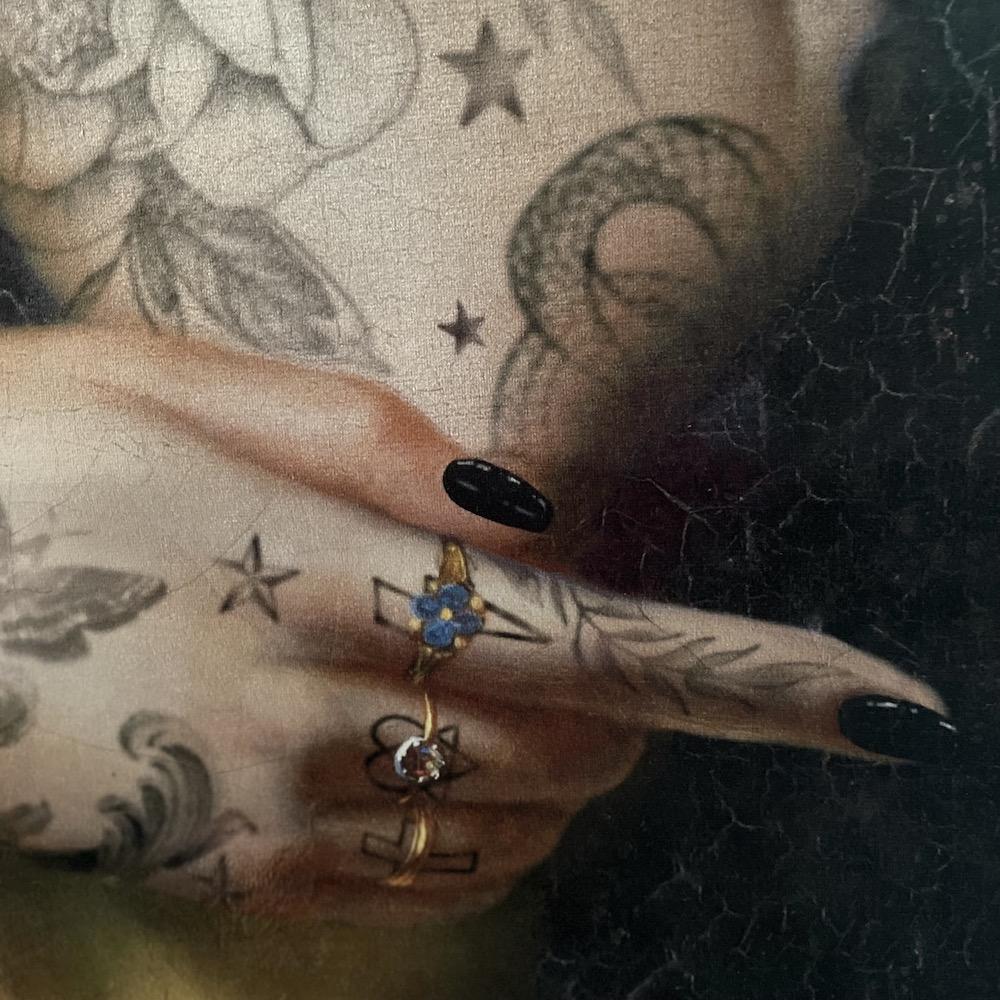 pannello murale donna tatuata